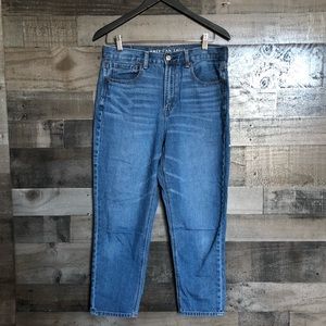 American Eagle Mom Jeans X-Short